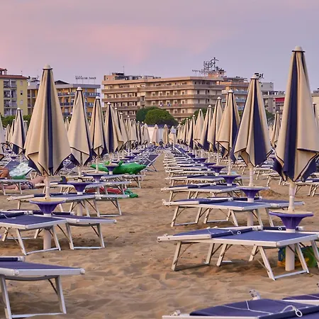 Beautiful Flat In With Pool - Beahost * Bibione