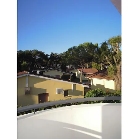Beautiful Flat In With Pool - Beahost Apartmán *