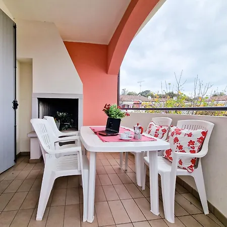 Beautiful Flat In With Pool * Bibione