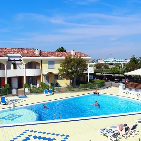 Beautiful Flat In With Pool * Bibione